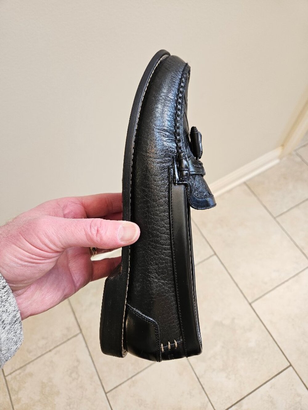 Trask Men's Woven Black Leather Tassel Loafers, Sz 9 - Picture 11 of 16